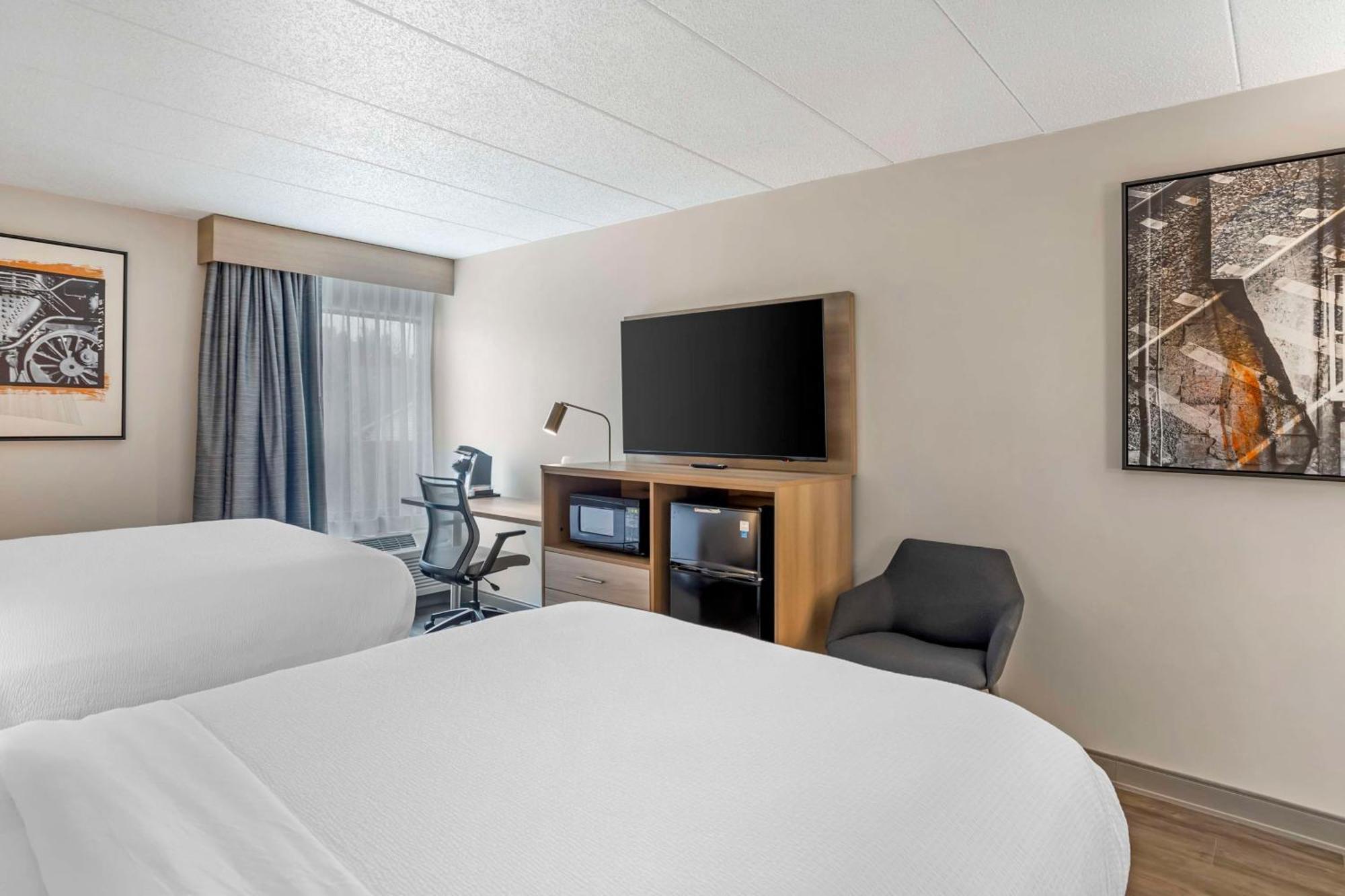 Best Western Plus Heritage Rail Inn & Suites York Exteriör bild
