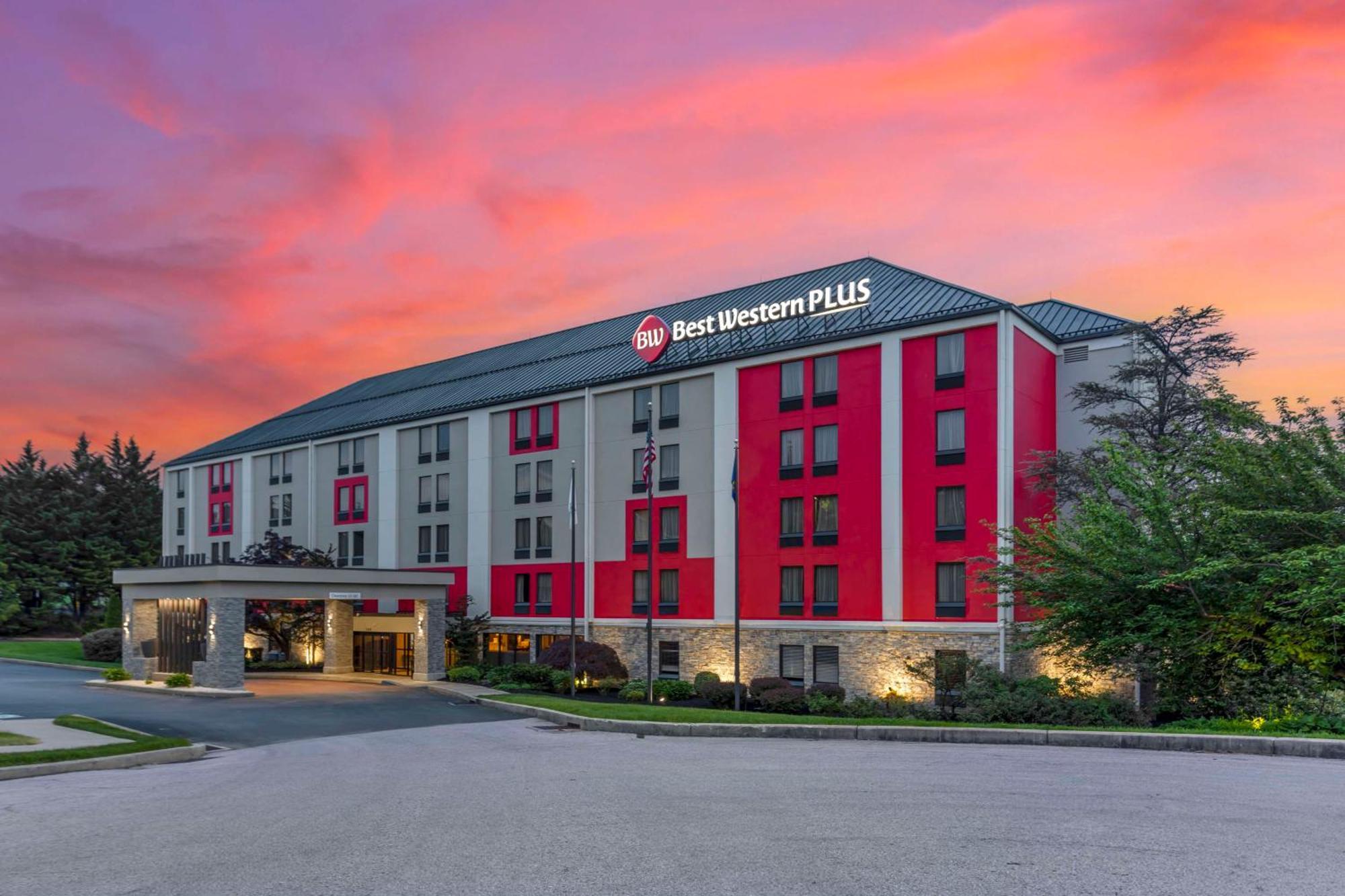 Best Western Plus Heritage Rail Inn & Suites York Exteriör bild
