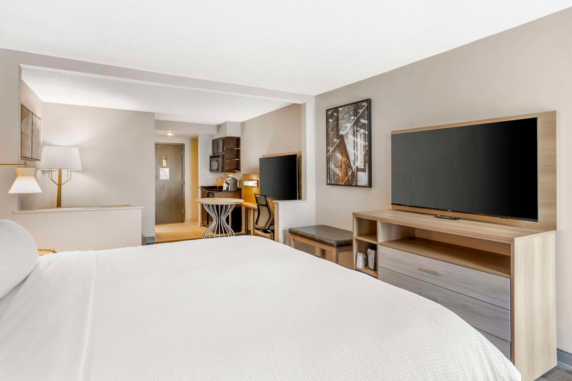 Best Western Plus Heritage Rail Inn & Suites York Exteriör bild