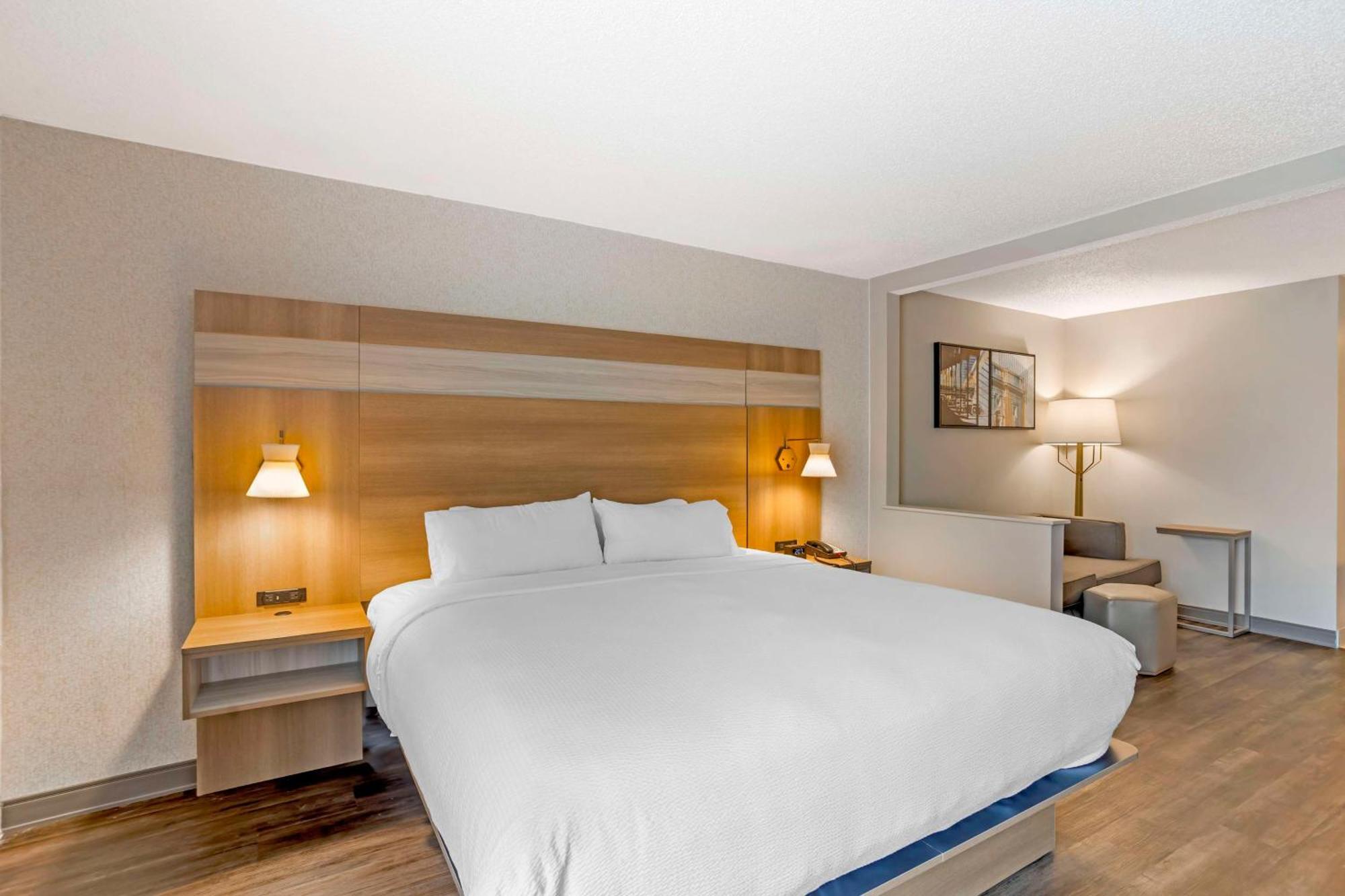 Best Western Plus Heritage Rail Inn & Suites York Exteriör bild