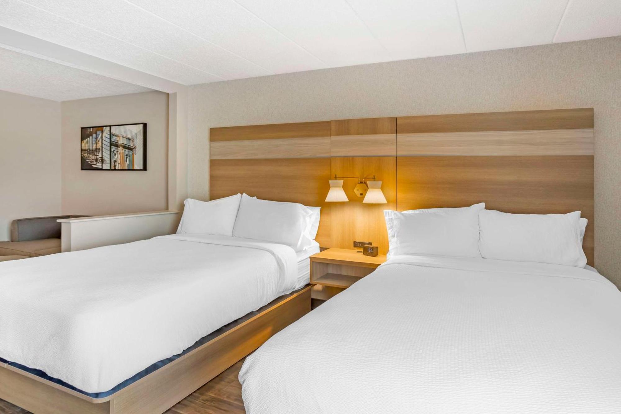 Best Western Plus Heritage Rail Inn & Suites York Exteriör bild