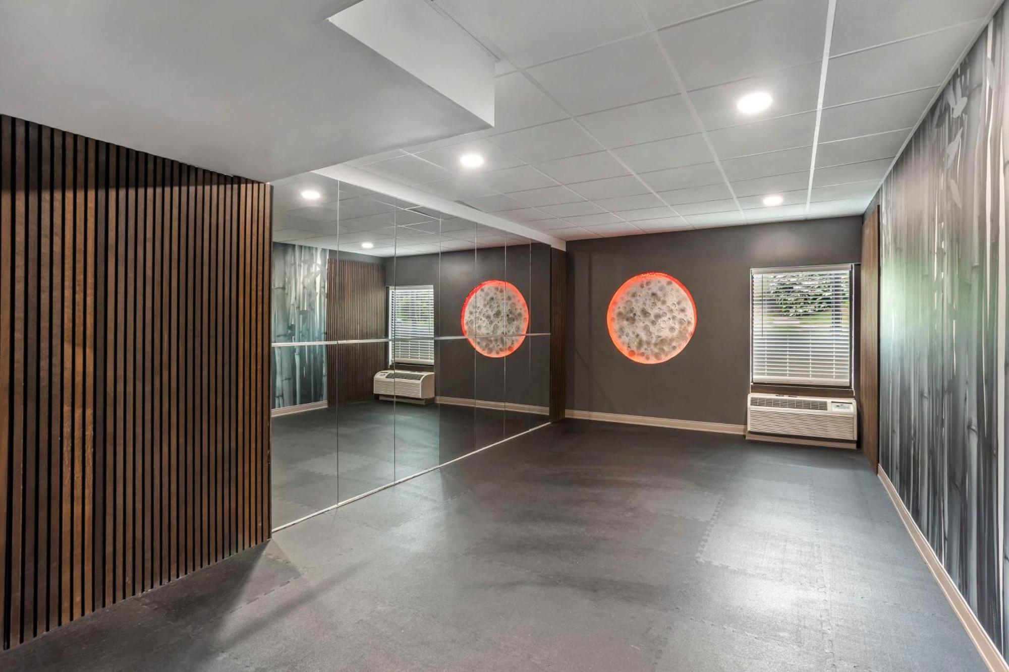 Best Western Plus Heritage Rail Inn & Suites York Exteriör bild